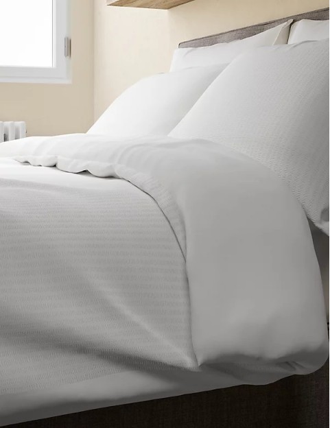 Cotton Rich Seersucker Bedding Set