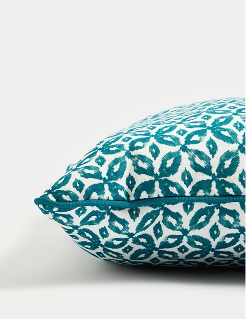 Pure Cotton Scallop Trim Cushion